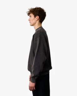 Colorful Standard Organic Oversized Crew - Teal Blue -Colorful Wear Shop CS1012 Male Organicoversizedcrew Fadedblack Model 2 06afdeb3 1da1 455b abdd af725981c42a